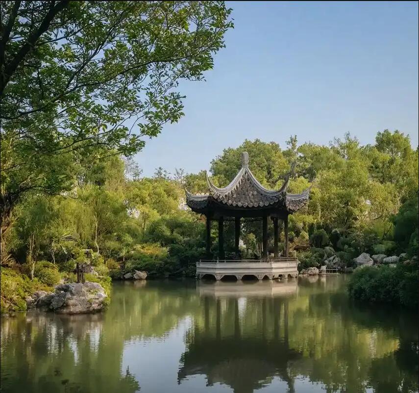 重庆迷失餐饮有限公司